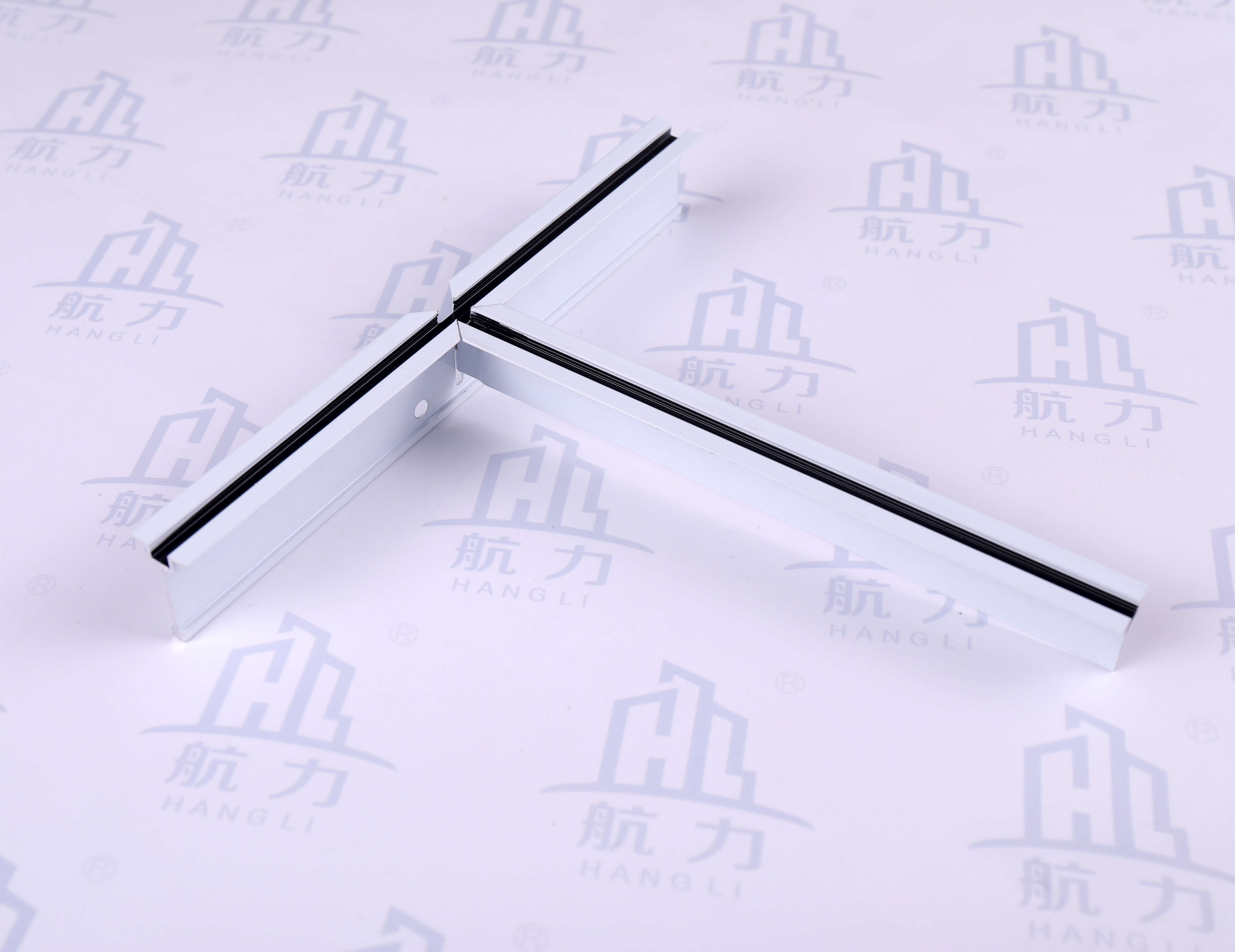 防火烤漆龍骨_高精度拼接龍骨_耐火龍骨