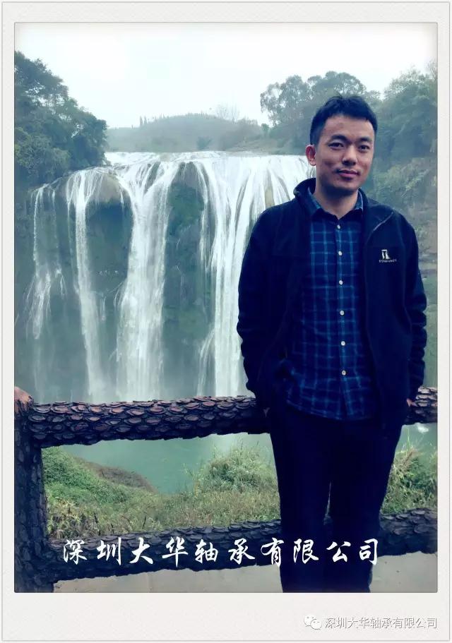 來一張浦經(jīng)理的特寫,有沒有長得很像李彥宏? 來一張浦經(jīng)理的特寫,有沒有長得很像李彥宏?